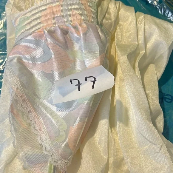 Vintage Slip midi Dress Size L V-Neck Pastel tones Grandmacore Lightweight - Picture 11 of 11